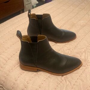 New Nisolo black leather boot. Worn once